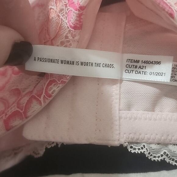 Torrid Bandeau multi way Unlined Balconette Lace Bra in light pink orange 42C - Picture 10 of 12